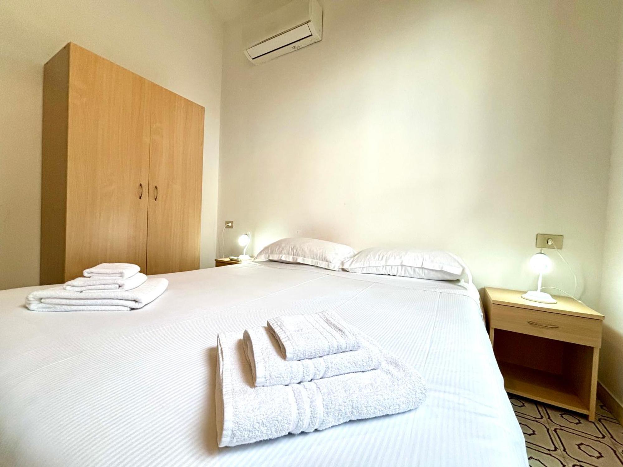 Green Home Front Poetto Beach, Cagliari, By Home&Experience מראה חיצוני תמונה